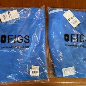 Figs Capri Blue Casma Three pocket scrub top L. Livingston basic scrub pants XL